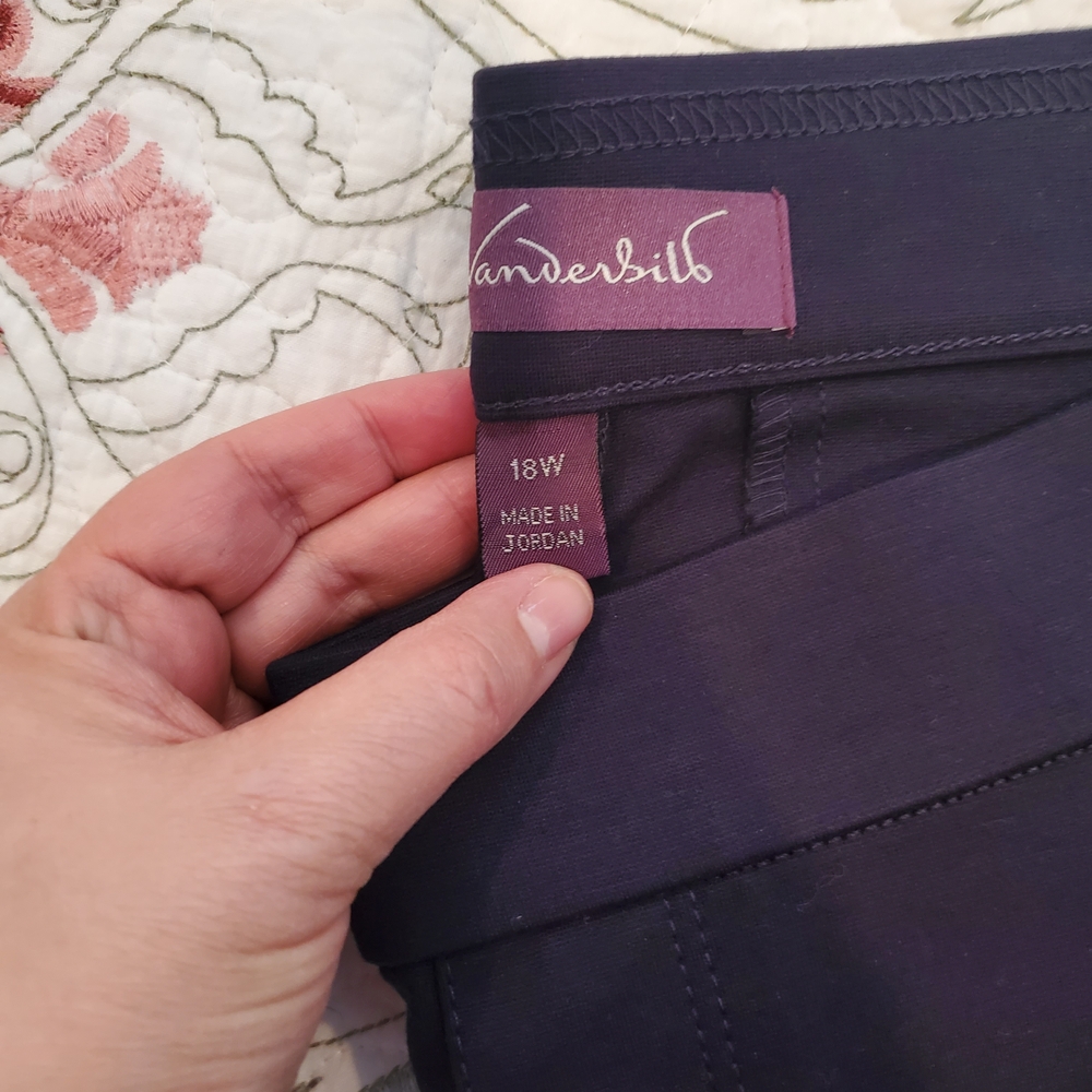 Gloria Vanderbilt Dark Blue Pull-On Trousers